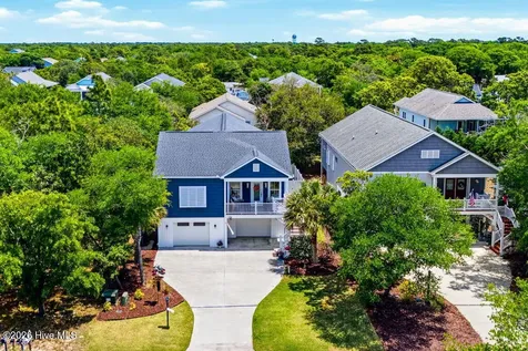 124 NE 7th Street Oak Island NC 28465