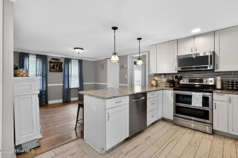206 Woodland Drive Clinton NC 28328