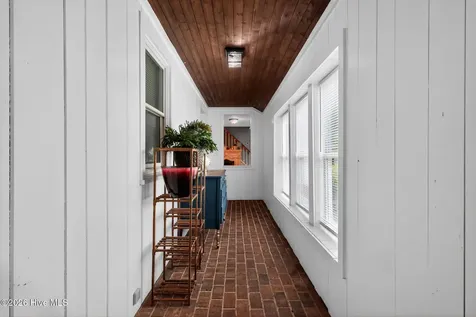 206 Woodland Drive Clinton NC 28328