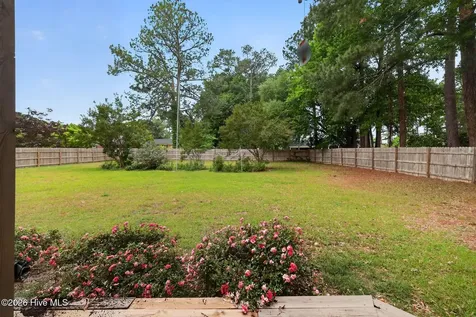 206 Woodland Drive Clinton NC 28328