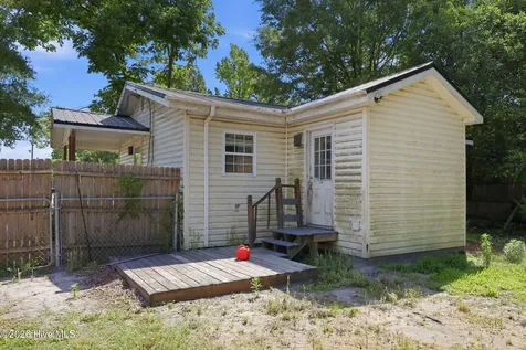 203 Richlands Avenue Jacksonville NC 28540