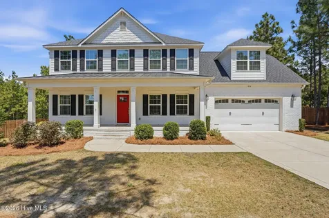 834 Winston Pines Drive Aberdeen NC 28315