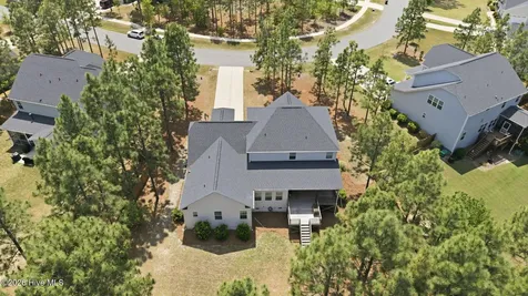 834 Winston Pines Drive Aberdeen NC 28315