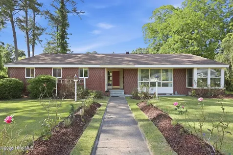 1608 Rhem Avenue New Bern NC 28560