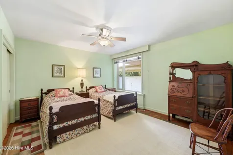 1608 Rhem Avenue New Bern NC 28560