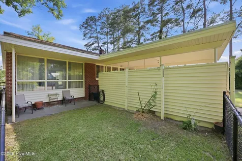 1608 Rhem Avenue New Bern NC 28560