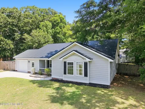 402 Southwest Drive Jacksonville NC 28540