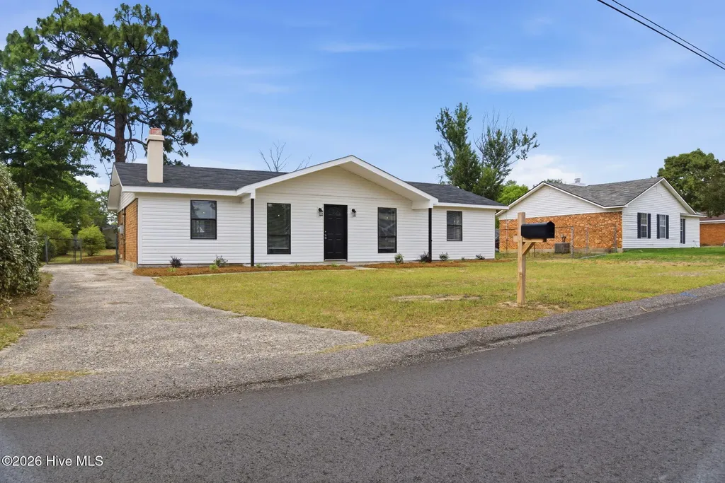 2567 Anthony Dejuan Parkway Hephzibah GA 30815