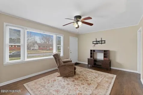 118 Puller Drive Jacksonville NC 28540