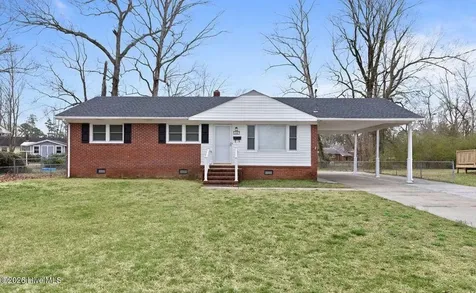 118 Puller Drive Jacksonville NC 28540