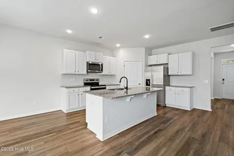 2091 Bella Point Drive SE Bolivia NC 28422