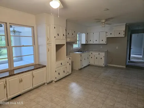 770 Harrison Creek Road Rocky Point NC 28457