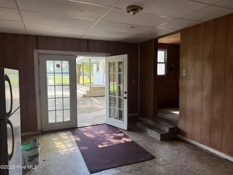 9936 Hobbton Highway Clinton NC 28328