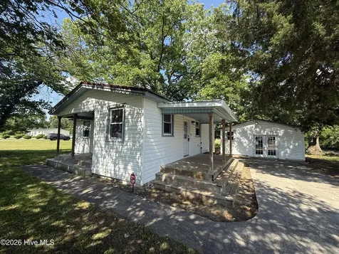 9936 Hobbton Highway Clinton NC 28328