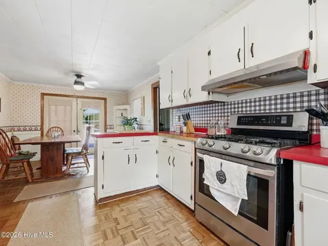 1851 Burgaw Highway Jacksonville NC 28540