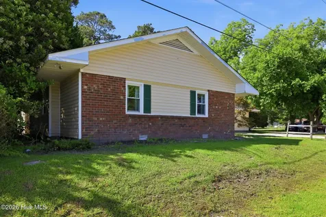 1851 Burgaw Highway Jacksonville NC 28540
