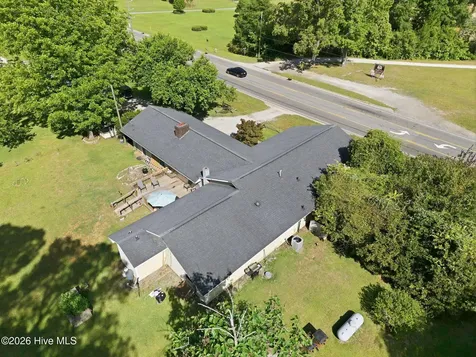 1851 Burgaw Highway Jacksonville NC 28540