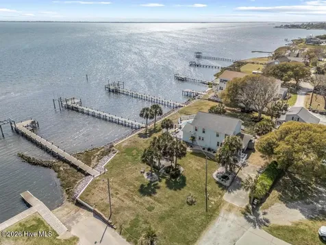 173 Salter Drive Newport NC 28570