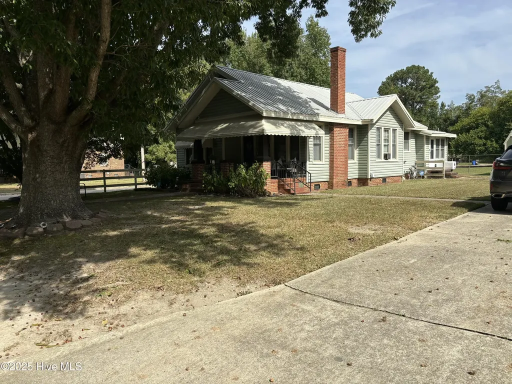 208 Tacoma Street E Wilson NC 27893