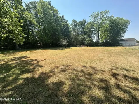302 N Marlboro Street Mccoll SC 29570