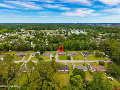 921 Harrell Drive Morehead City NC 28557