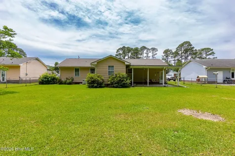 921 Harrell Drive Morehead City NC 28557