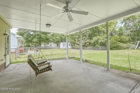 921 Harrell Drive Morehead City NC 28557