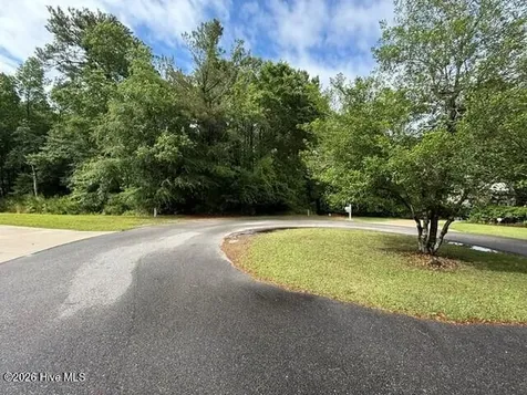 22 W High Bluff Drive Hampstead NC 28443