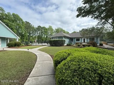 22 W High Bluff Drive Hampstead NC 28443
