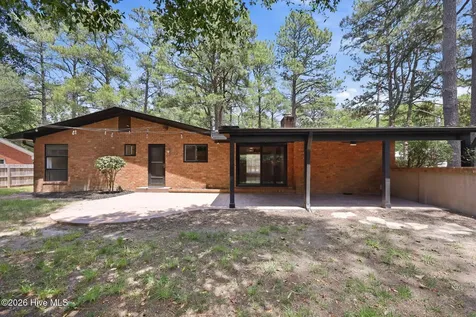 390 E Indiana Avenue Southern Pines NC 28387