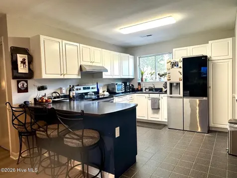 402 Forest Park Road Wilmington NC 28409