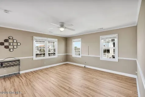 4069 4th Street Surf City NC 28445