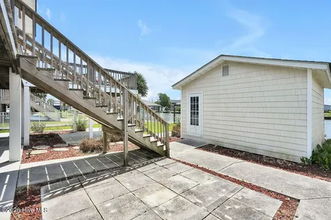 4069 4th Street Surf City NC 28445