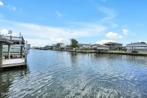 4069 4th Street Surf City NC 28445