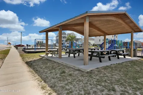 4069 4th Street Surf City NC 28445