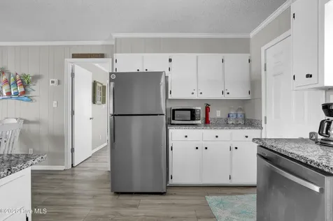 603 N Anderson Boulevard Topsail Beach NC 28445