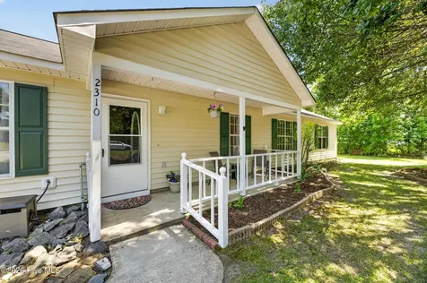 2310 Ivy Road Greenville NC 27858