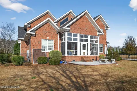 2354 Water View Road Greenville NC 27858