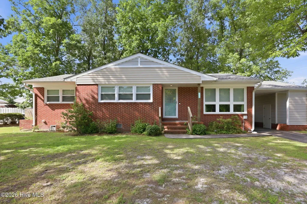 100 E Sherwood Drive Havelock NC 28532