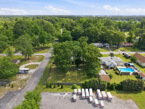 100 E Sherwood Drive Havelock NC 28532