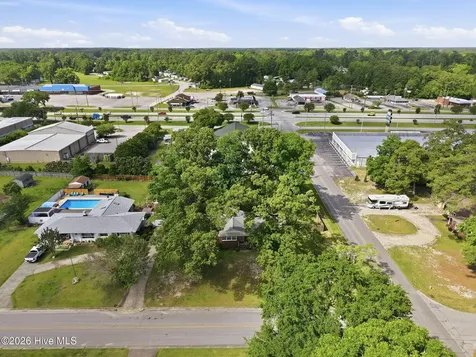 100 E Sherwood Drive Havelock NC 28532