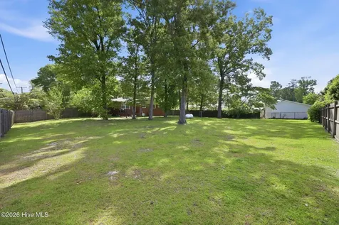 100 E Sherwood Drive Havelock NC 28532