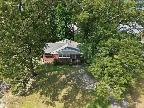 100 E Sherwood Drive Havelock NC 28532