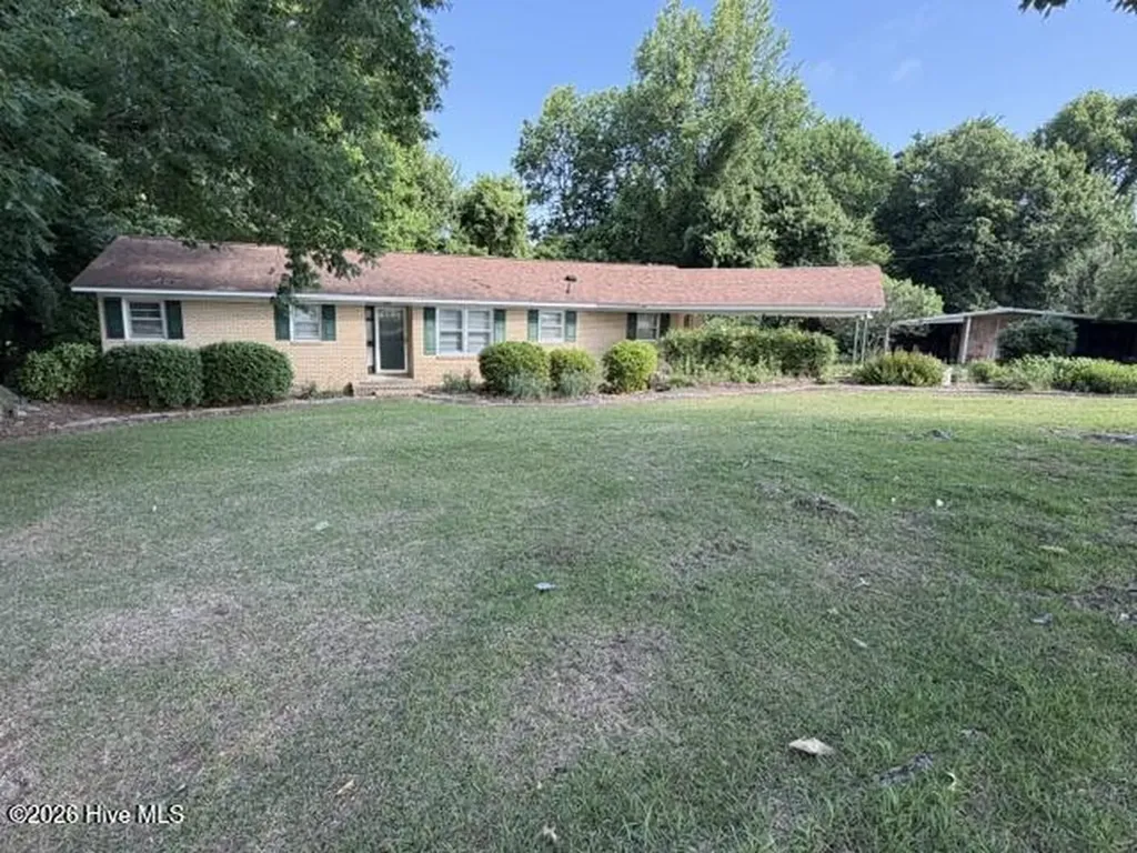 1674 W Nc 403 Highway Faison NC 28341