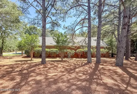 150 Diamondhead Drive S Pinehurst NC 28374
