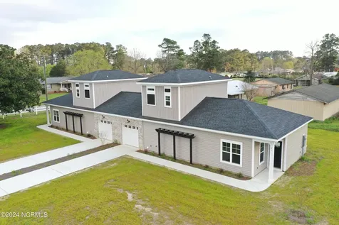 21 Crew Court Whiteville NC 28472