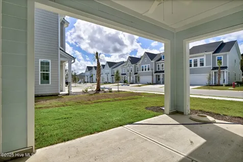 6807 Fellowship Drive Leland NC 28451