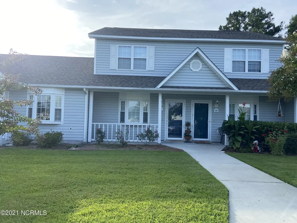 803 Courtyard W Newport NC 28570