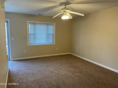 803 Courtyard W Newport NC 28570