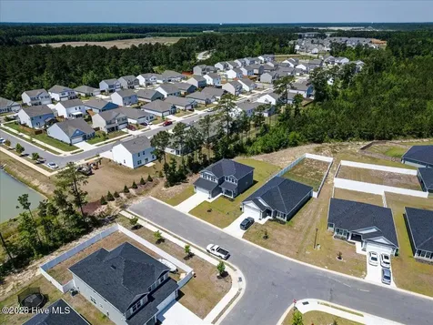 2024 Medina Spirit Street New Bern NC 28562